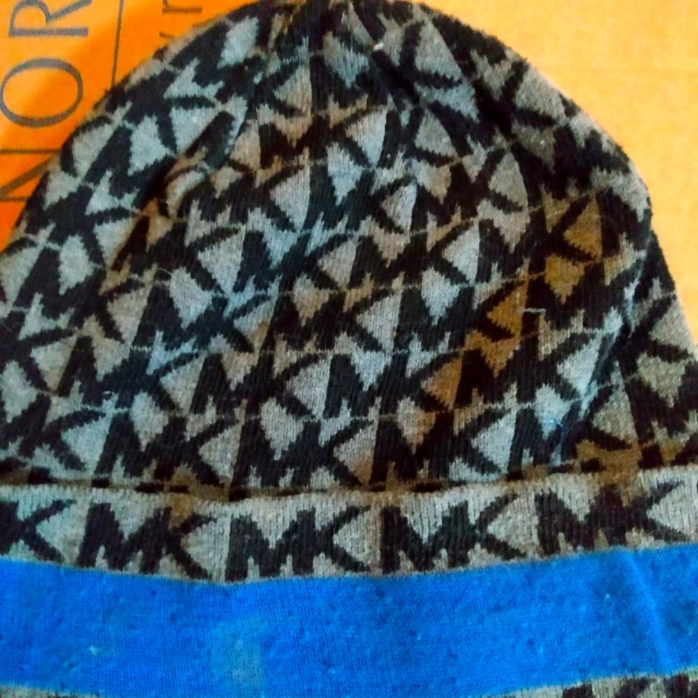 Michael kors beanie